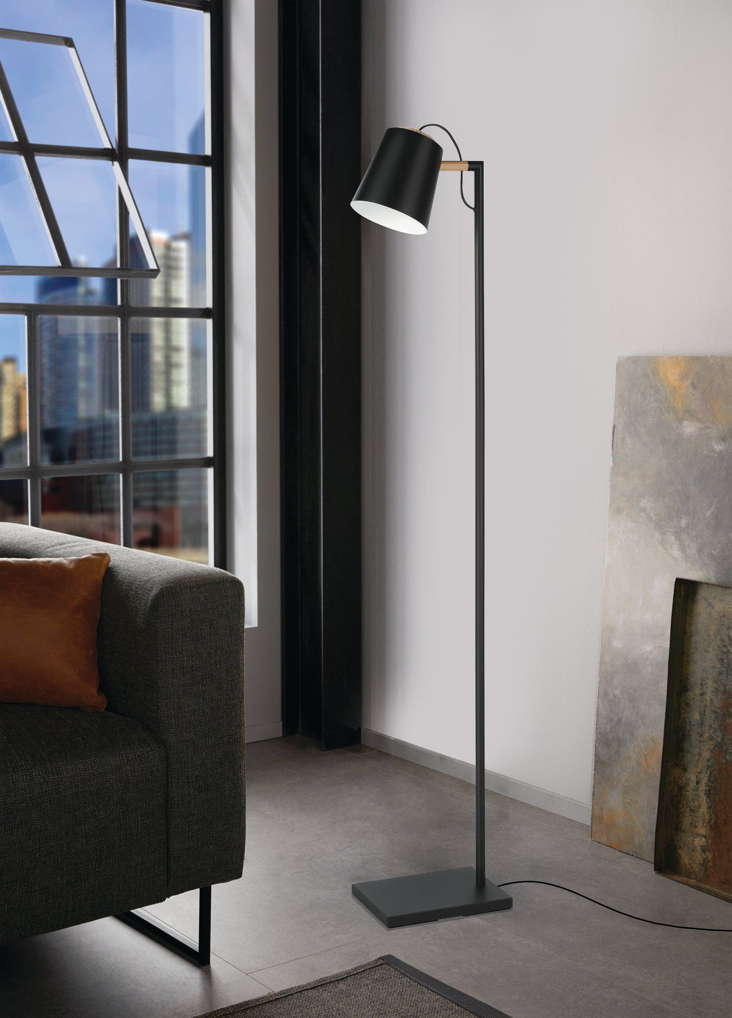 Lampara de pie Eglo Lacey negro y madera