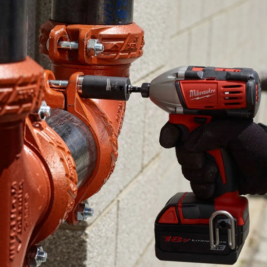 Adaptador Milwaukee Shockwave vástago cuadrado de 1/2" a hexagonal de 1/4"