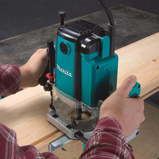 Router de descenso Makita RP1800 de 3 1/4 hp
