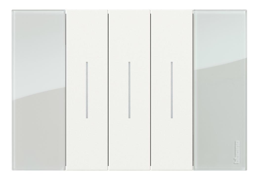 Placa de 3 modulos cielo Livingnow Bticino