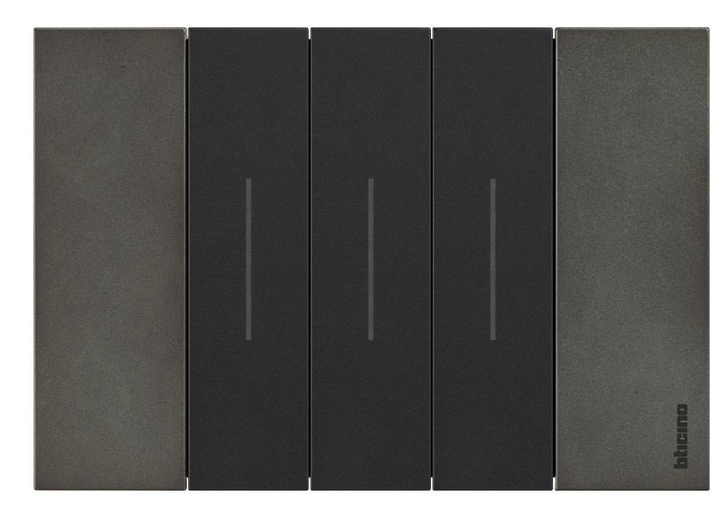 Placa de 3 modulos space Livingnow Bticino