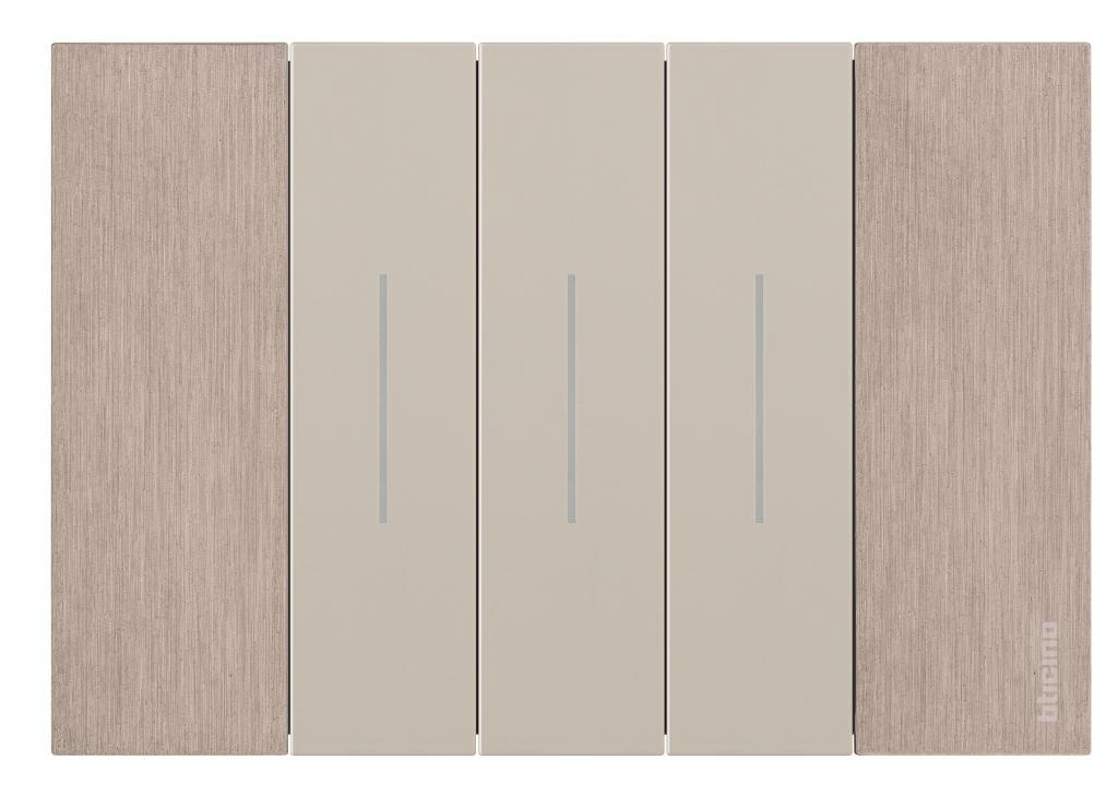 Placa de 3 modulos cobre Livingnow Bticino