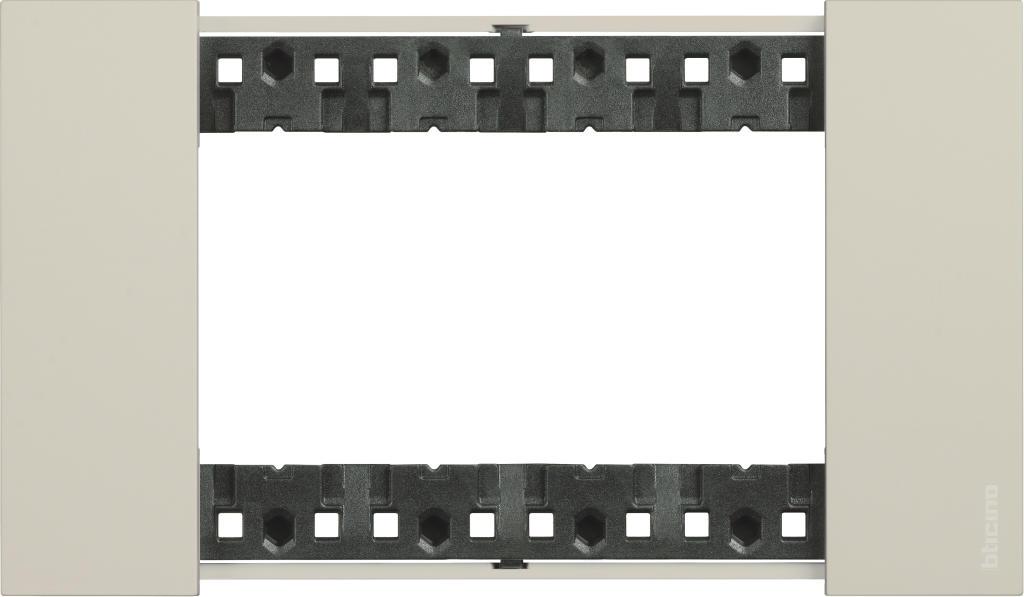 Placa de 4 modulos arena Livingnow Bticino