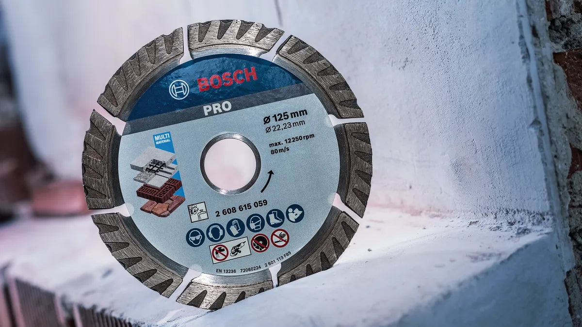 Disco de corte diamantado Bosch PRO multimateriales de 4-1/2"