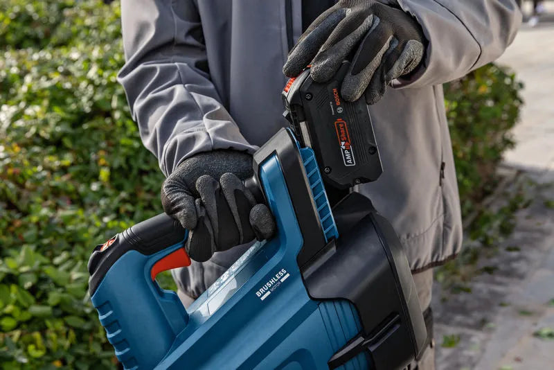 Sopladora inalámbrica Bosch Professional GBL 18V-750 sin batería