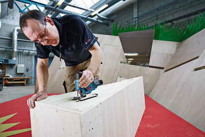 Sierra Caladora inalámbrica Bosch GST 12V-70 sin batería