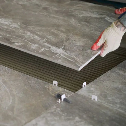 Adhesivo Profesional Reforzado gris CEMIX para porcelanato 20 kg
