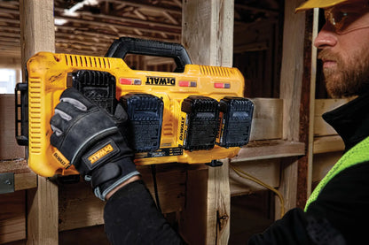 Cargador rápido de baterías Dewalt de 8A 12V-20V MAX y 20V-60V FLEXVOLT con 4 puertos