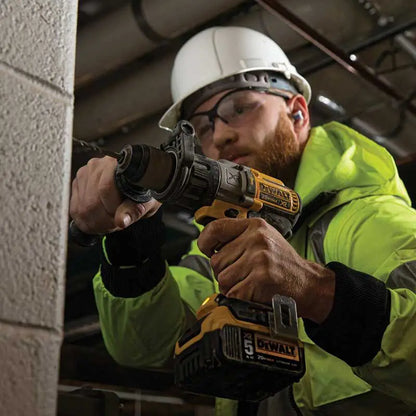 Kit Taladro percutor atornillador Dewalt XR 20V MAX con 2 baterías 20V 5Ah, cargador y maletín