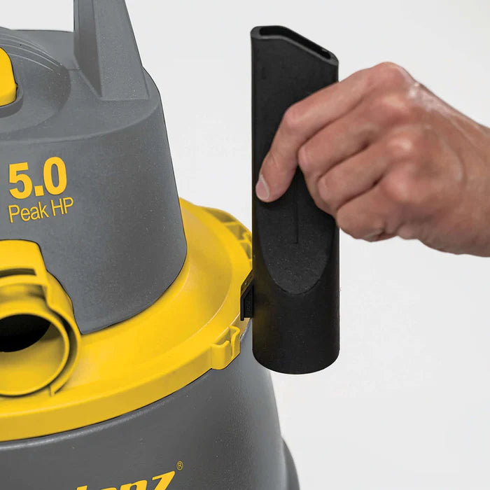 Aspiradora Contractor Koblenz WD-6 C212 para seco y mojado con función de inflado y sopleteado 6 gal 5 hp