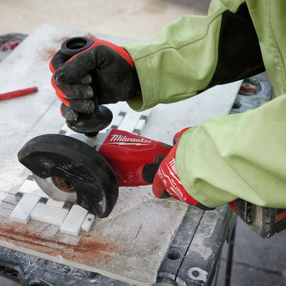 Esmeril Milwaukee M18 de 4-1/2" con interruptor de paleta