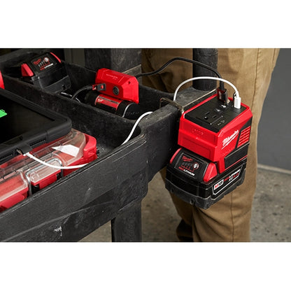 Fuente de poder Milwaukee de 175W para M18 TOP-OFF