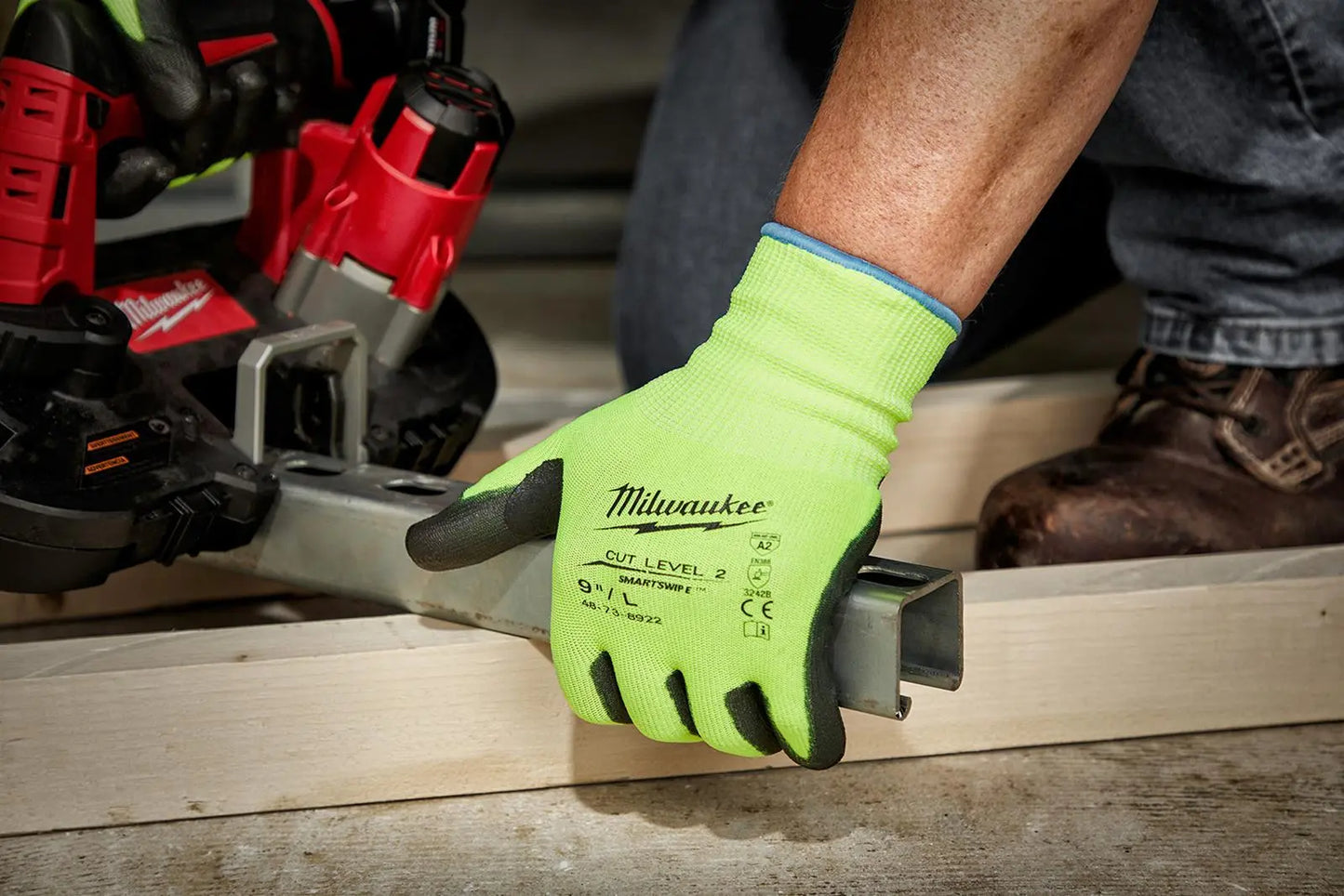 Guantes anticorte nivel 2 ultra reflejantes Milwaukee