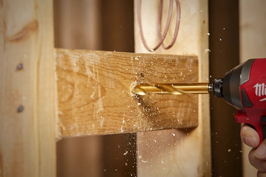 Juego de brocas de titanio multimateriales Milwaukee Shockwave de 19 piezas