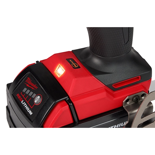 Combo Milwaukee M18 FUEL de Taladro percutor y Atornillador de impacto con 2 baterías de 5.0 Ah, cargador y maletín