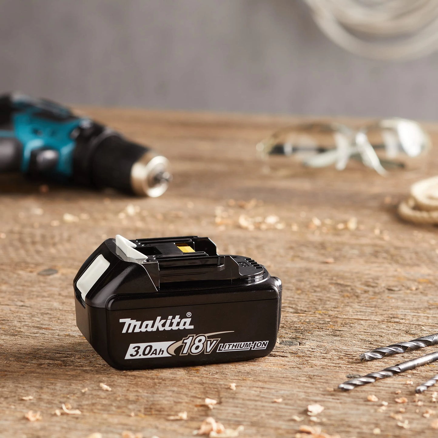 Batería Makita LXT Litio‑Ion de 18V 3.0Ah