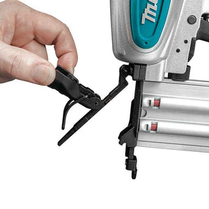 Clavadora neumatica Brad 2'' Makita AF506