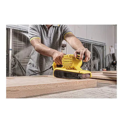 Lijadora de Banda Stanley SB90-B3 3" x 21" de 900W