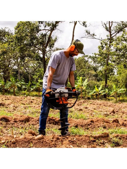 Ahoyadora a gasolina STIHL BT 131 de 1.9 hp