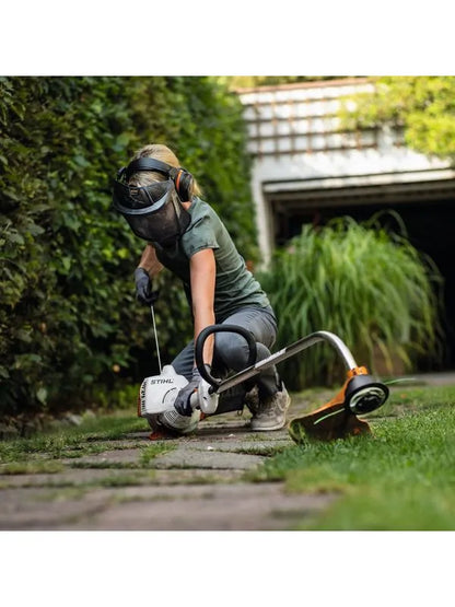 Desbrozadora de gasolina ligera STIHL FS 38 de 1.08 Hp