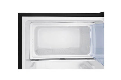 Refrigerador TCL de 7 pies cúbicos negro