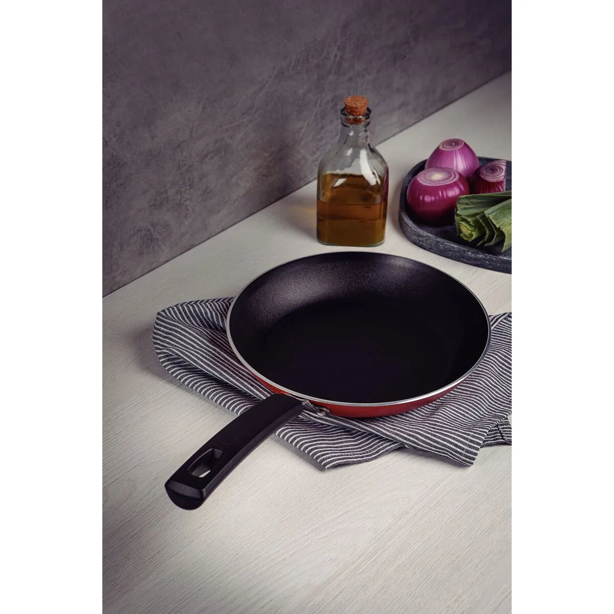 Sartén Sicília starflon excellent rojo de 24 cm Tramontina