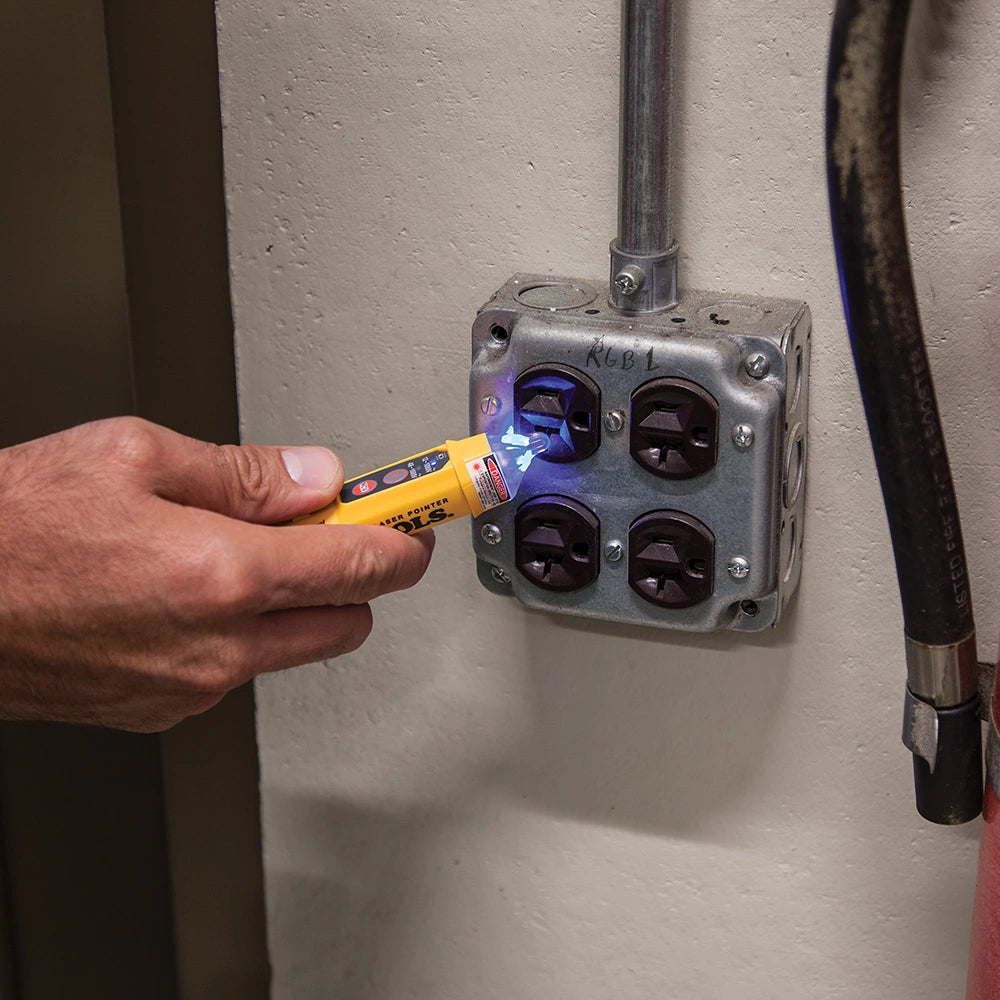 Kit de prueba eléctrica Klein Tools NCVT de rango dual y probador de receptáculo GFCI