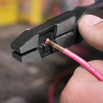 Pinzas híbridas con ponchadora y pelacables Klein Tools J215-8CR
