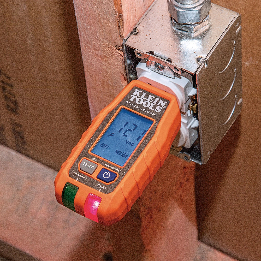 Probador de tomacorrientes GFCI con pantalla LCD Klein Tools RT250