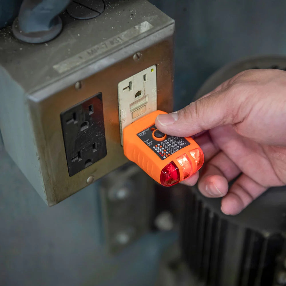 Probador de tomacorrientes GFCI Klein Tools