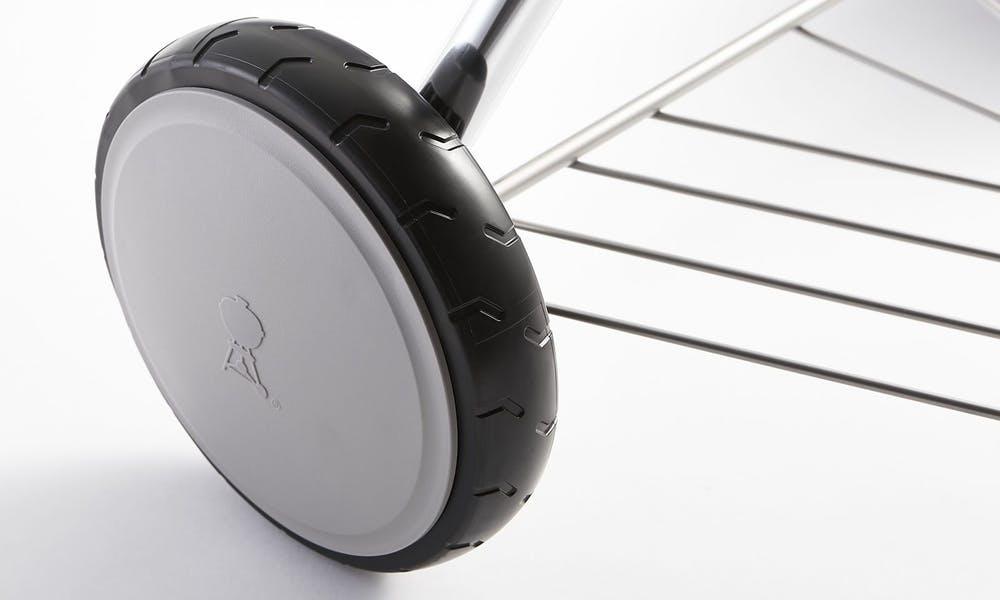 ASADOR DE CARBON MASTER TOUCH 22'' MARFIL - GRUPODONPEDRO