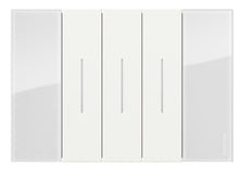 Placa de 3 modulos hielo Livingnow Bticino