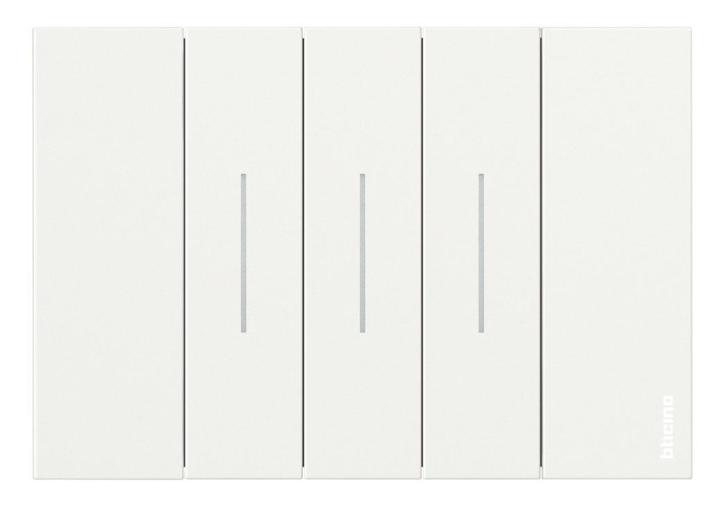 Placa de 3 modulos blanco Livingnow Bticino