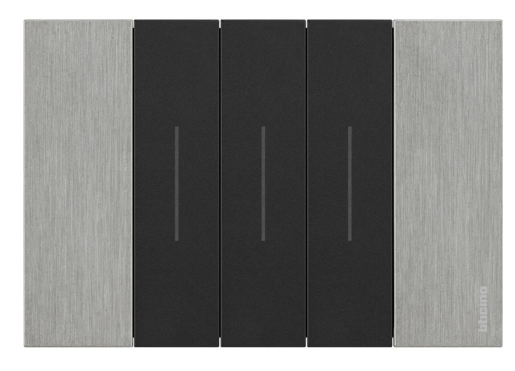 Placa de 3 modulos acero Livingnow Bticino