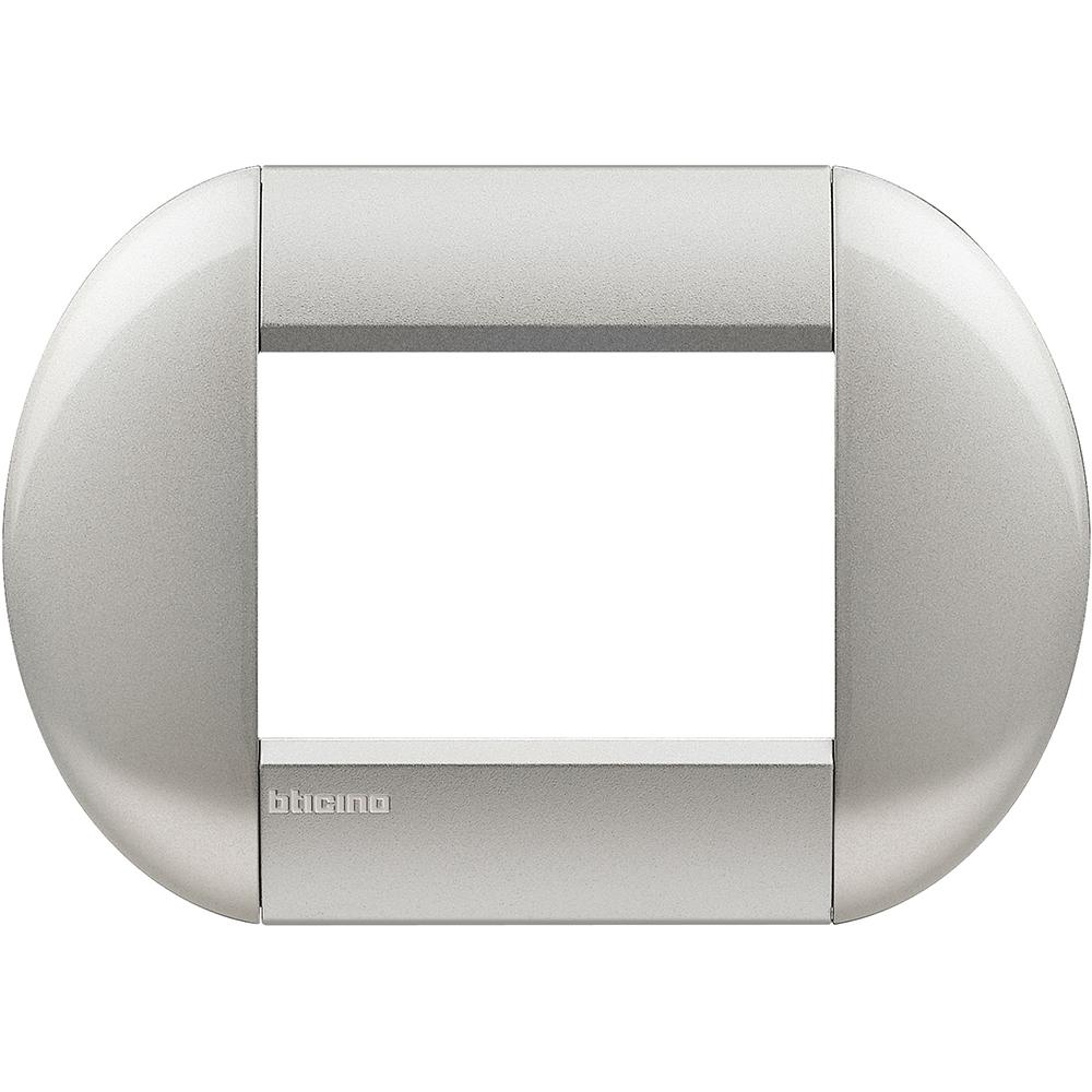 Placa rectangular tech de 3 modulos Livinglight Bticino