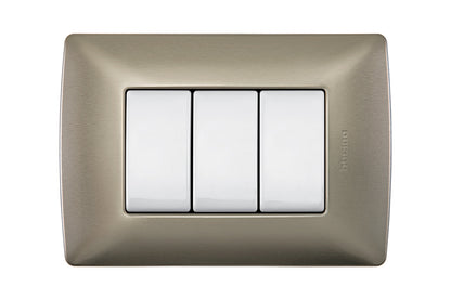 Placa 3 modulos aluminio perla con chasis quinziño mx Bticino