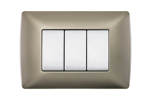 Placa 3 modulos aluminio perla con chasis quinziño mx Bticino